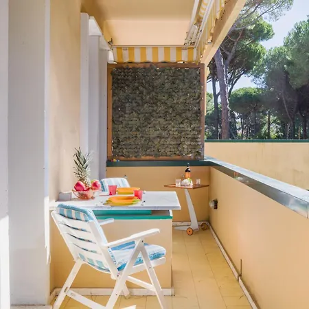 Apartamento Henderson By Interhome Cinquale