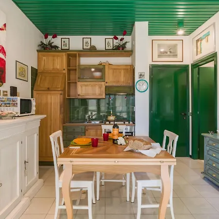 Henderson By Interhome Apartamento *